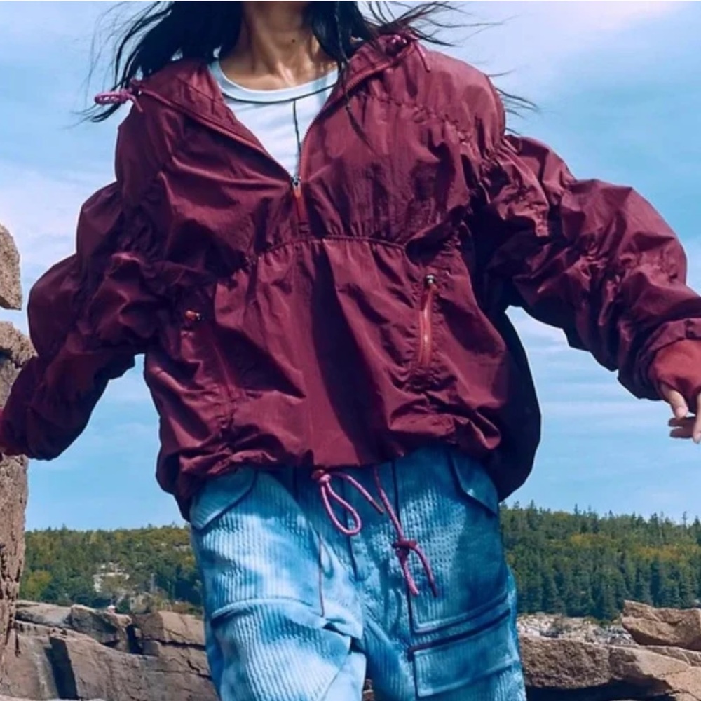 Free People Movement Happy Camper Pullover Size Small Burgundy
